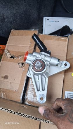 Power Steering Pump Auto Part