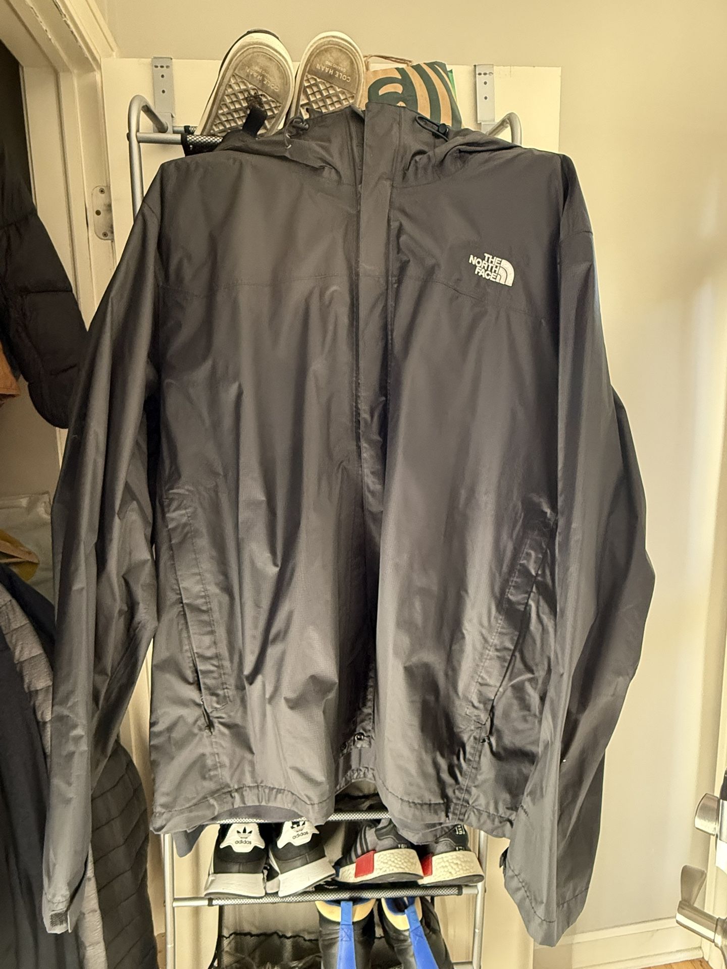 Big Men’s North Face Windbreaker Jacket