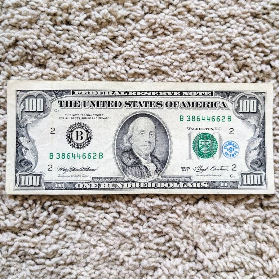 Vintage 1993 small face $100 bill Federal Reserve bank note old paper money American currency