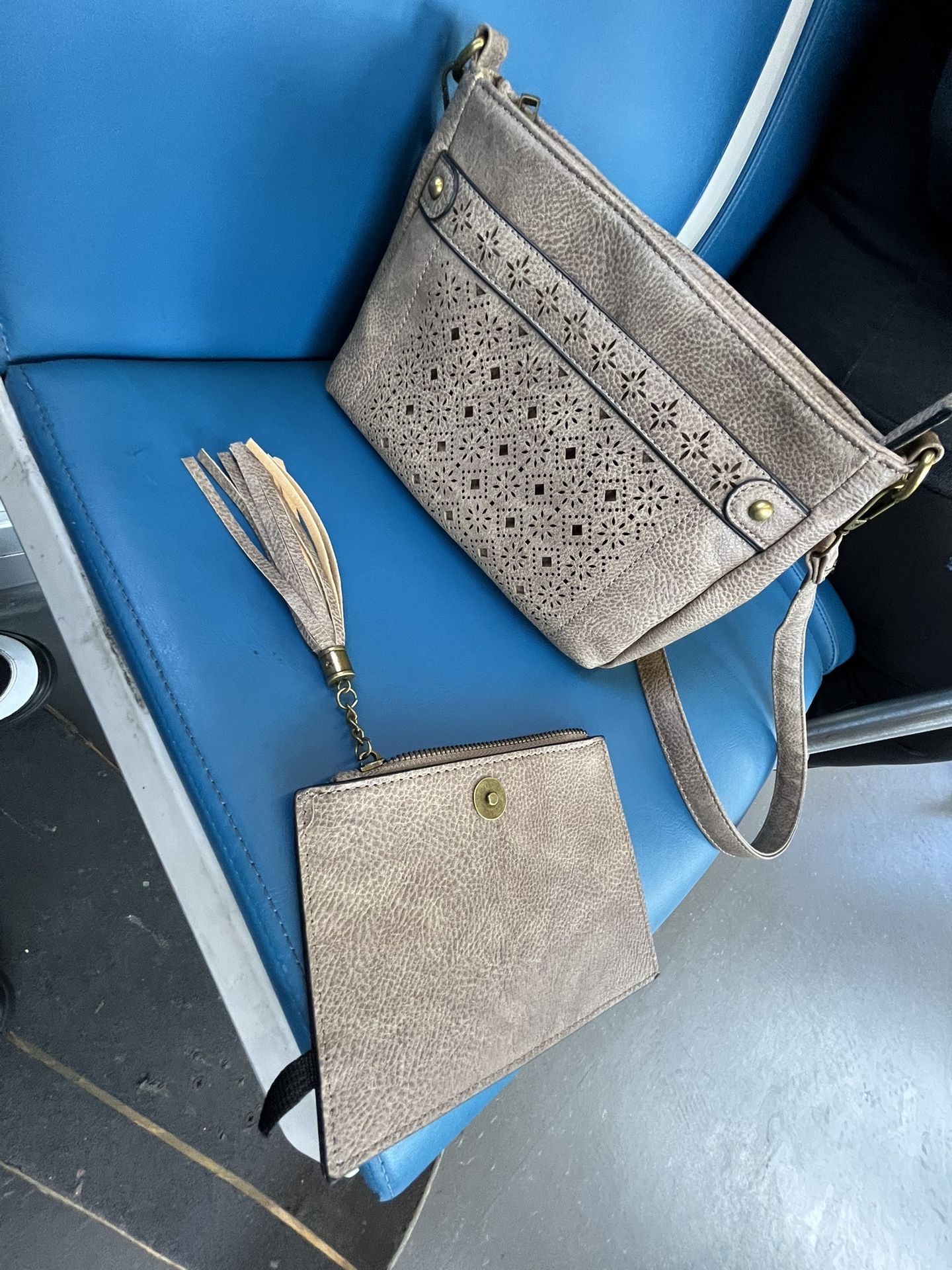 Beautiful Leather Purse Wallet Combo