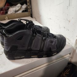 Air Uptempo mens size 10.5 great shape