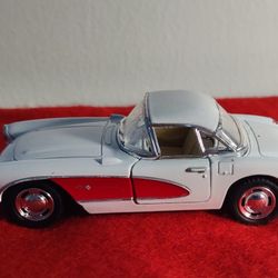 Kinsmart 1957 Chevrolet Corvette 1/34