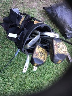 Set of golf clubs pro tour very Other in good condition with a bag Local pick up only