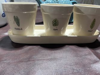 Rae Dunn Small Planter Set