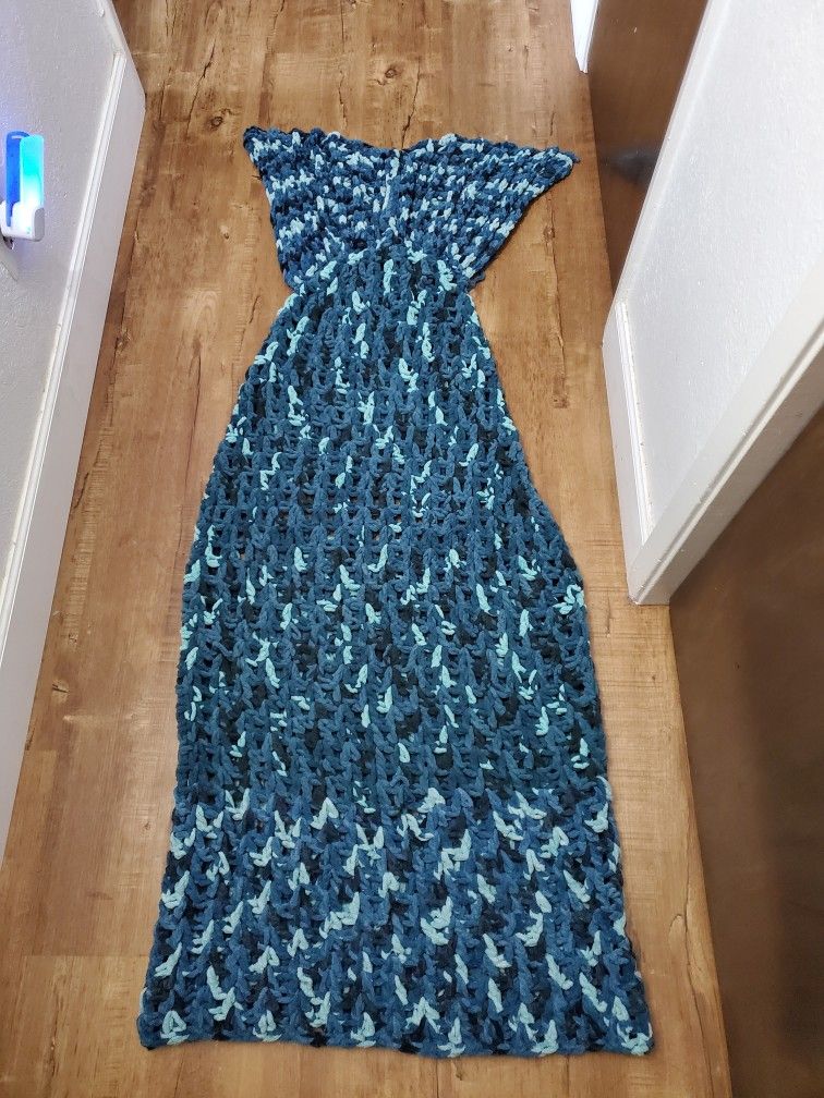 Crochet Mermaid Tail Blanket