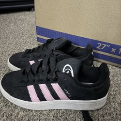 Women’s Adidas Campus