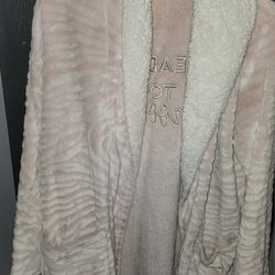 Women's Jenni Intimates Ready To Snooze Robe Size XS/S