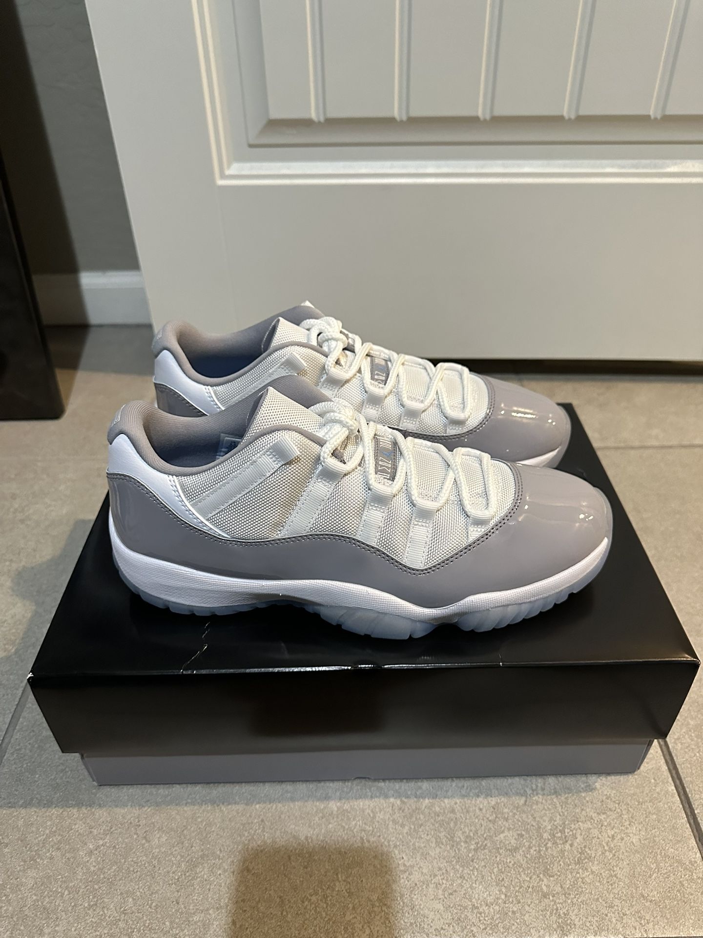 Brand New Jordan Retro 11 Low Cement Grey Gray Men’s Size 9.5