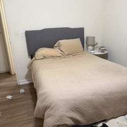 Full Mattress – Clean / No Stains – Moving Sale