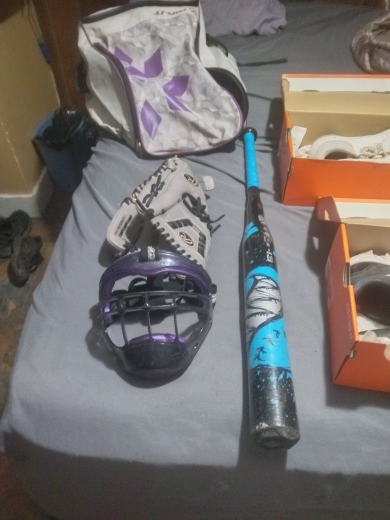 Girls Softball Equipment 