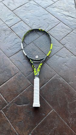 Babolat Pure Aero 98 tennis racket