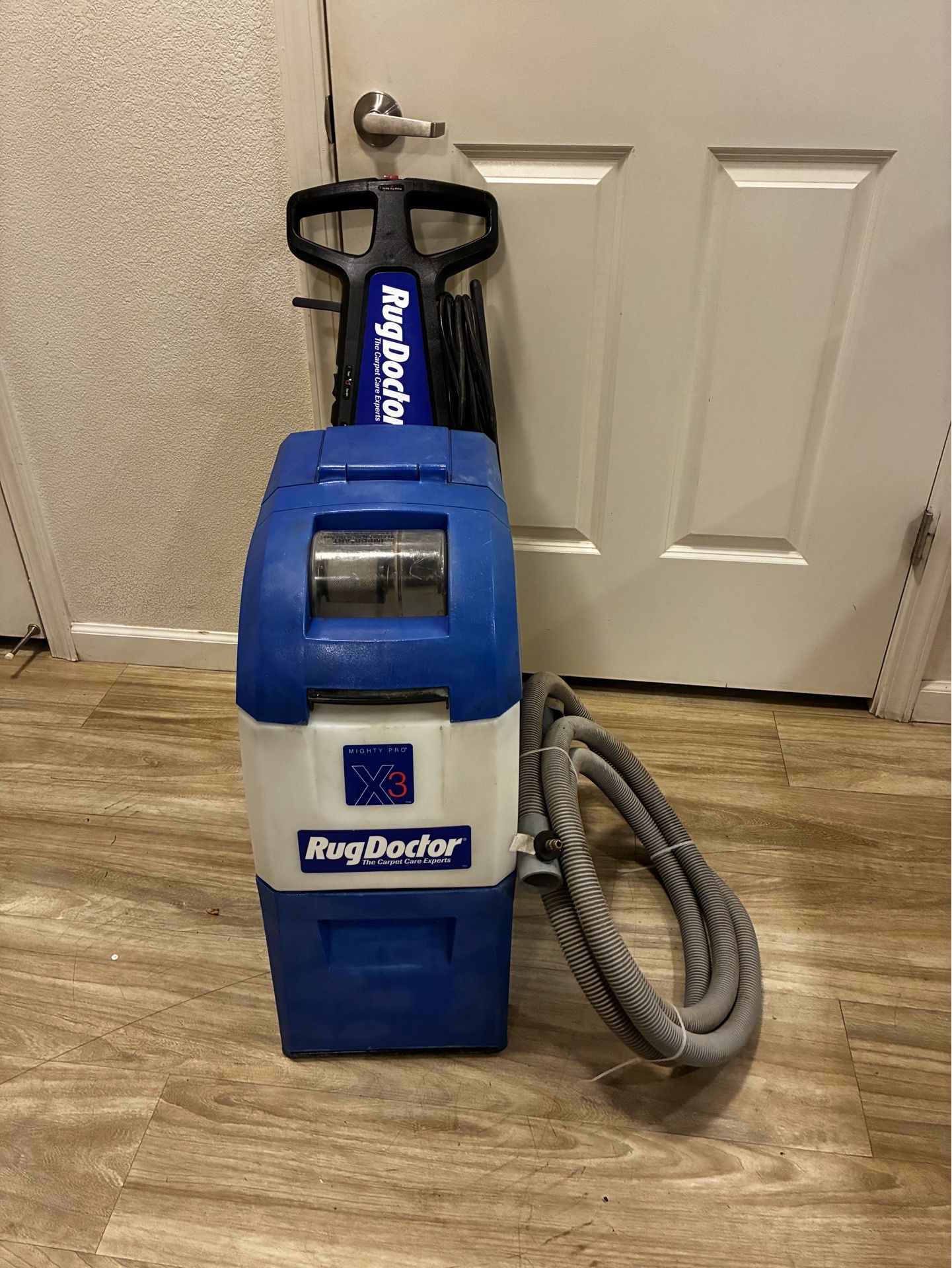 Rug doctor x3 carpet cleaner