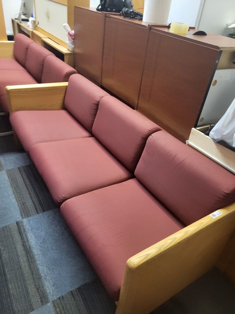 REAL WOOD, REAL QUALITY SOFA LIKE NEW (HOME1)