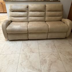 Couch With Reclining Chairs 