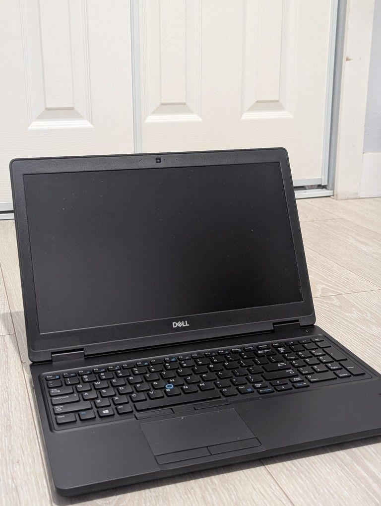 Dell Precision 3530 i7 8850H 16gb RAM