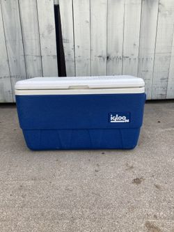 Igloo Glacière rigide de 57 L à roulettes Transformer d'Igloo - Bleu minuit - Blanc | Home Depot