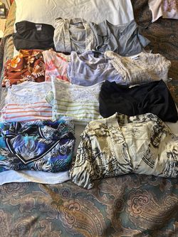 11 Assorted Ladies Tops XL