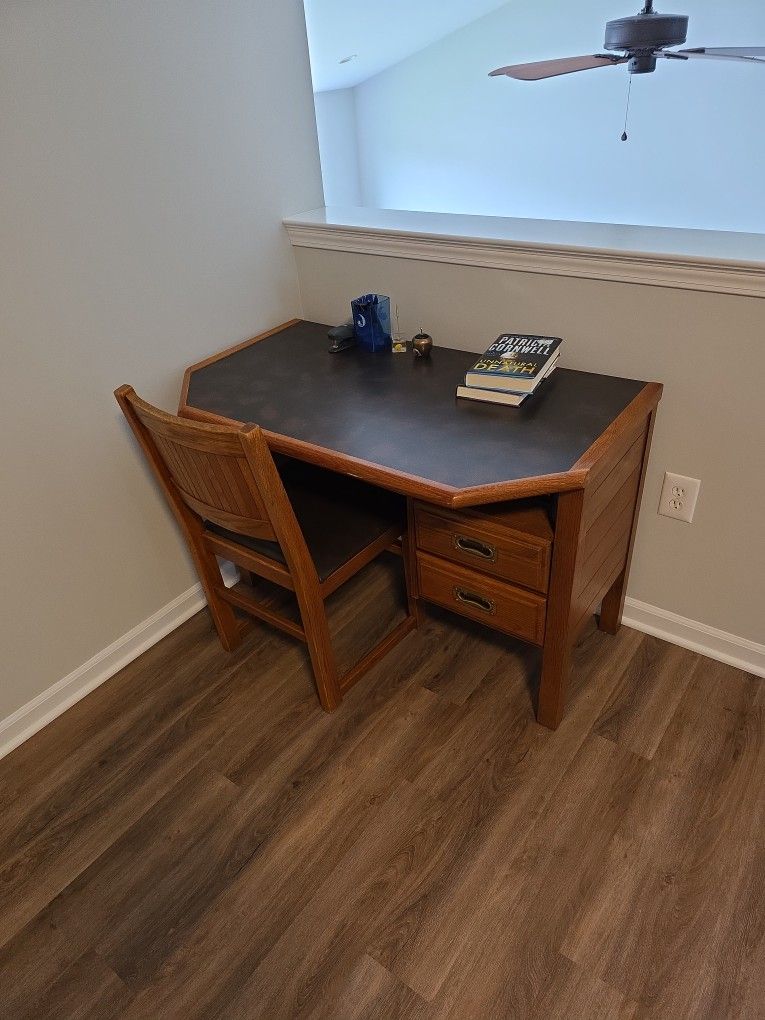 Nice Solid Wood Desk And Chair Set