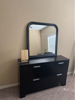 Clothes holder set