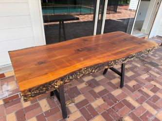 Natural wood rectangular wood table