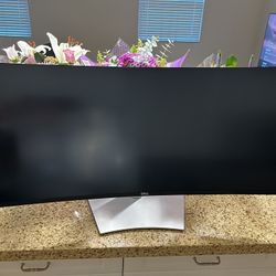 Dell UltraSharp 34 Curved Monitor - U3423WE