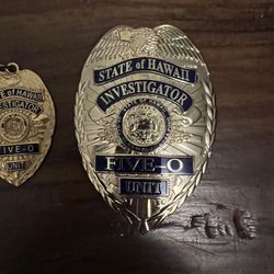 Hawaii Five 0 tv show replica badge and pendent from show