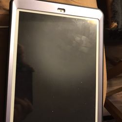 Apple Ipad 5th Generation, Serious Inquiries Only On All Of My Listings