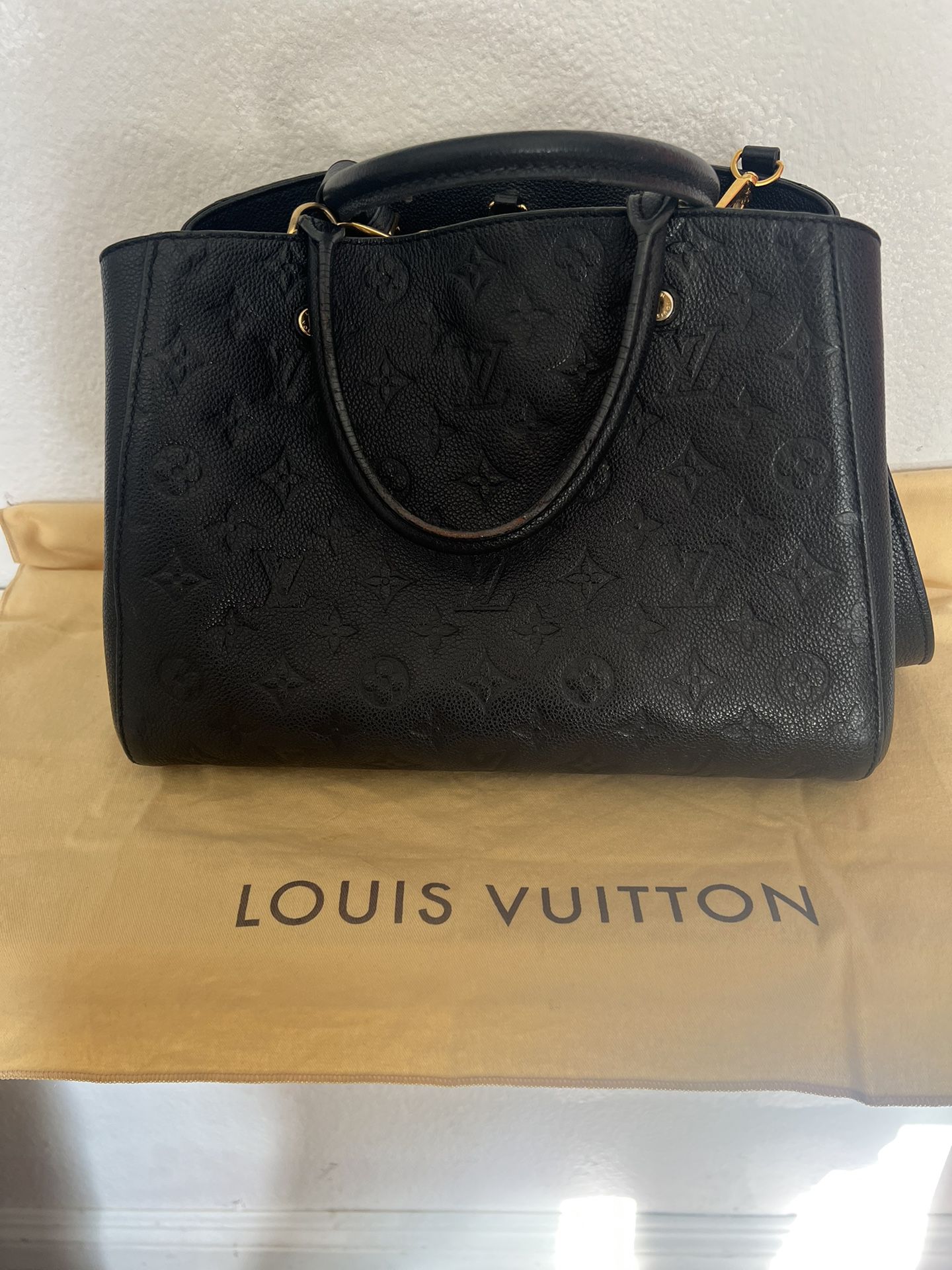 Louis Vuitton Empreinte Montaigne MM Black for Sale in Santa Ana