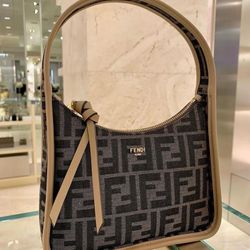 New Women’s Fendi Bag