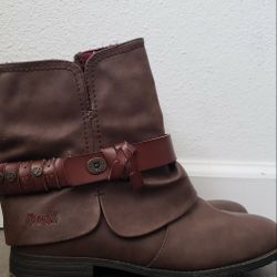 Blowfish Brown Ankle Boots – Women’s Size 7.5, Stylish & Comfortable

