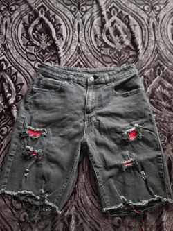 SHEIN Men Ripped Raw Hem Denim Shorts