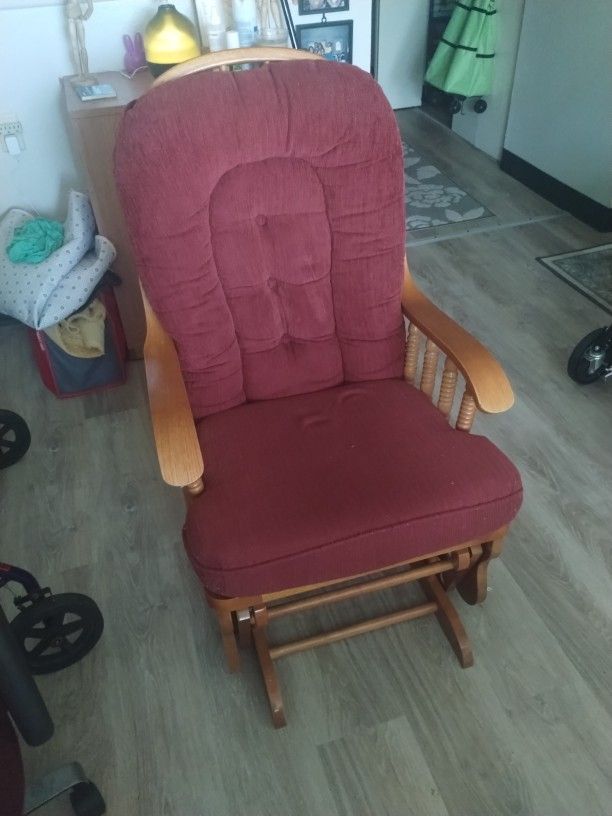 Rocking Chair 