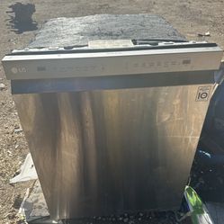 LG Dishwasher 