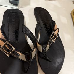Buerberry Sandal 