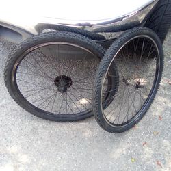 Set of 26" wheels and tires