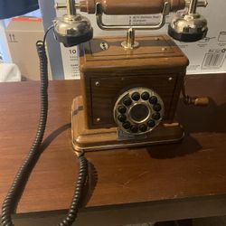 Thomas Collector Edition . Rotary Vintage Phone In Wooden Case.