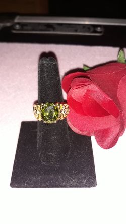Peridot Ladies ring