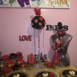 Paris Party Table Decoration 