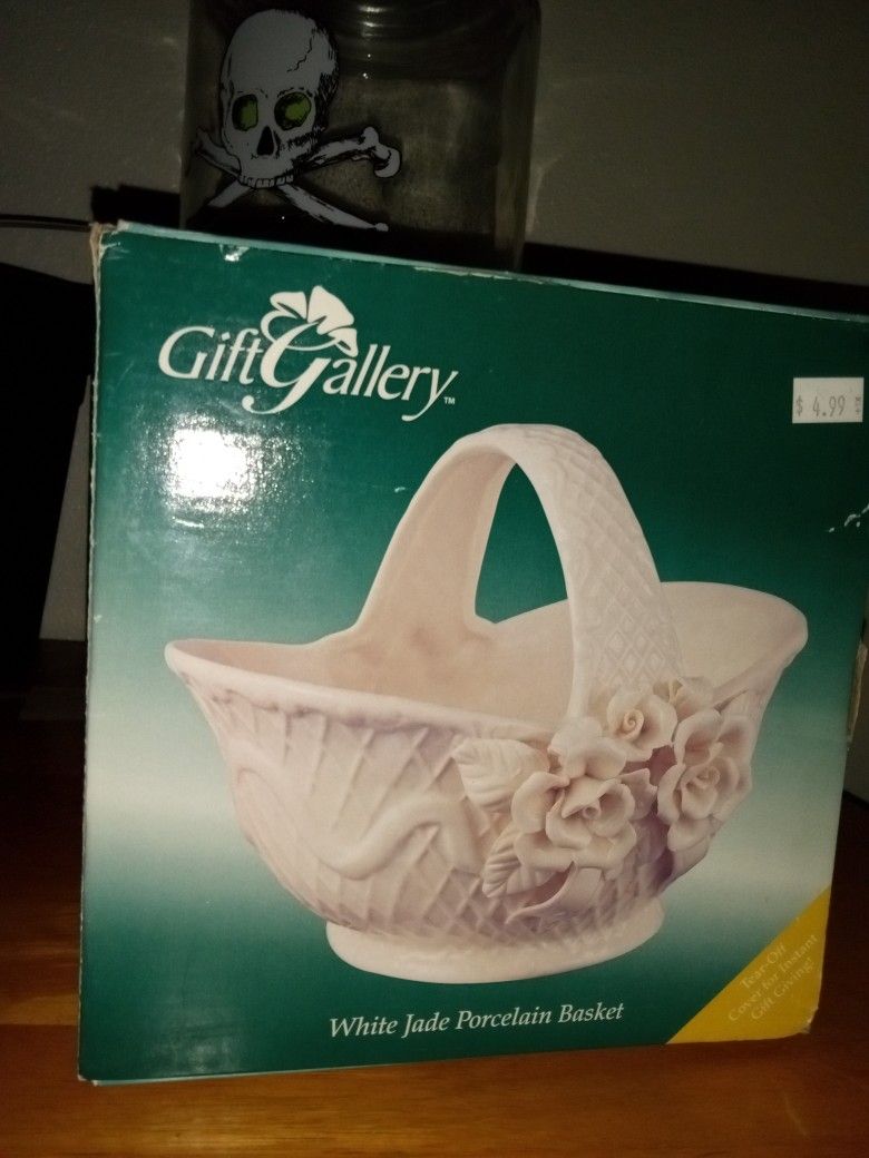 White Jade Porcelain Basket