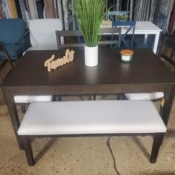 New 6 Piece Kitchen or Dining Set with Bench Seating