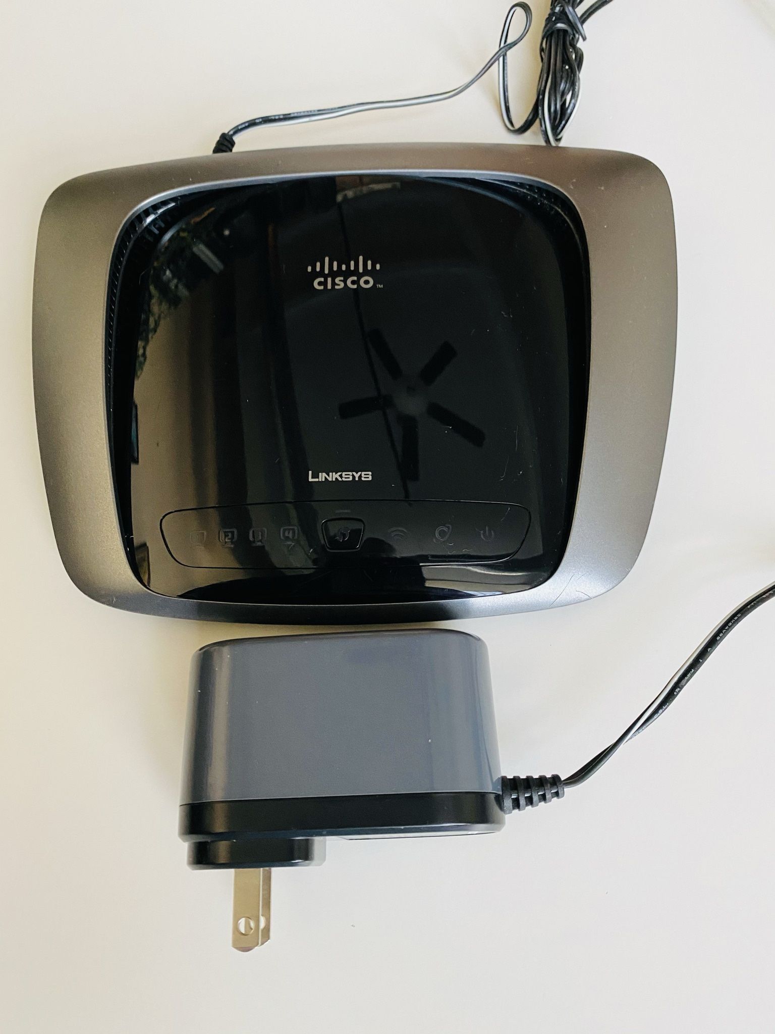 Cisco Linksys WRT310N Wireless-N Gigabit WiFi Router 4 Port. Works perfect. Like new condition.