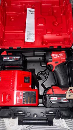 Milwaukee M18 impact drill