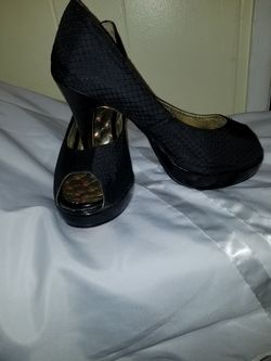 Shane & Shawn sz 9.5
