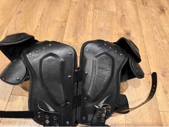 Xenith Football Shoulder Pads