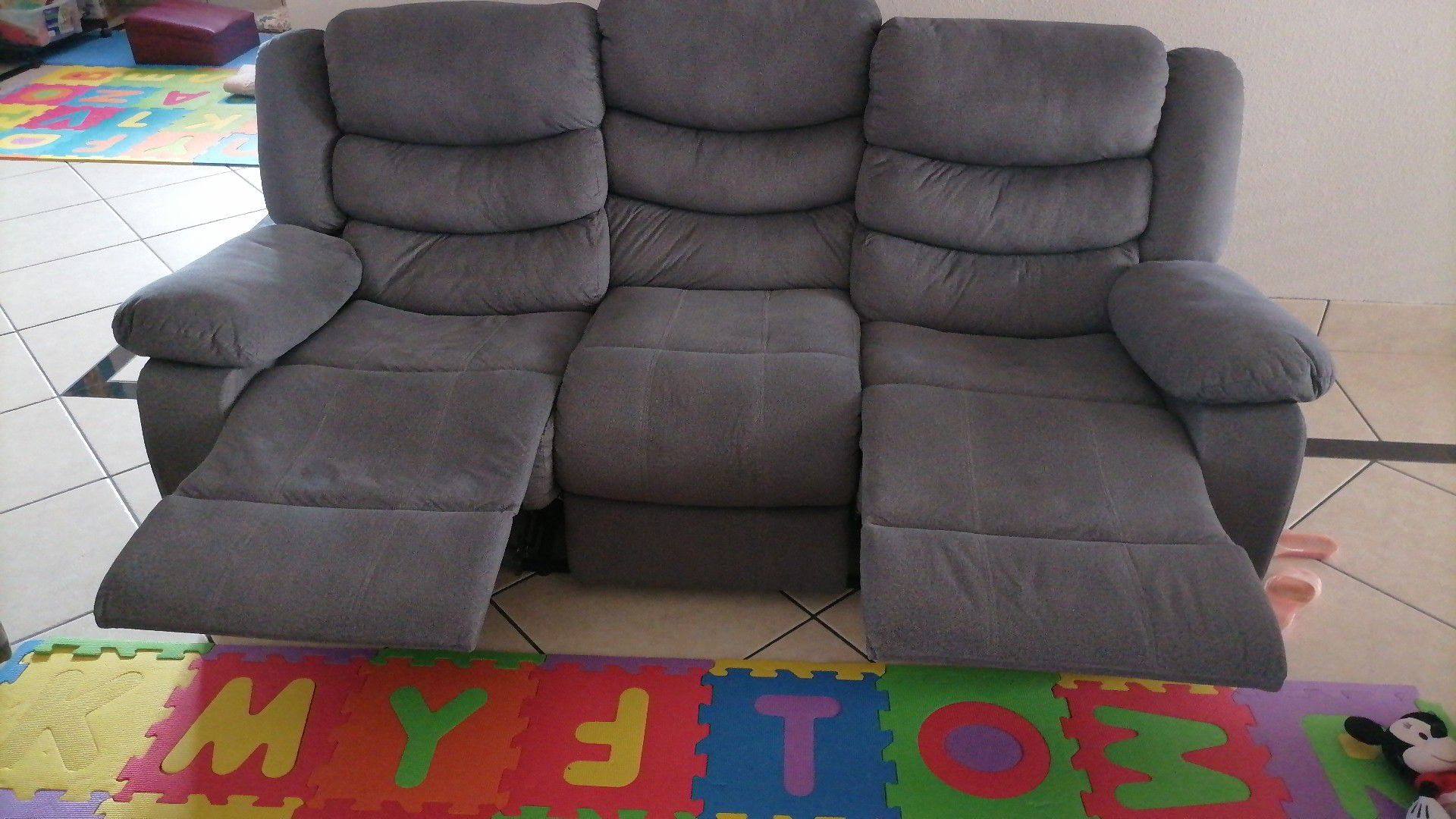 sofa 2pcs, 9months old. move out sale. separate price:3seat for$ 320, 2 seat$300, 3 pcs set $800