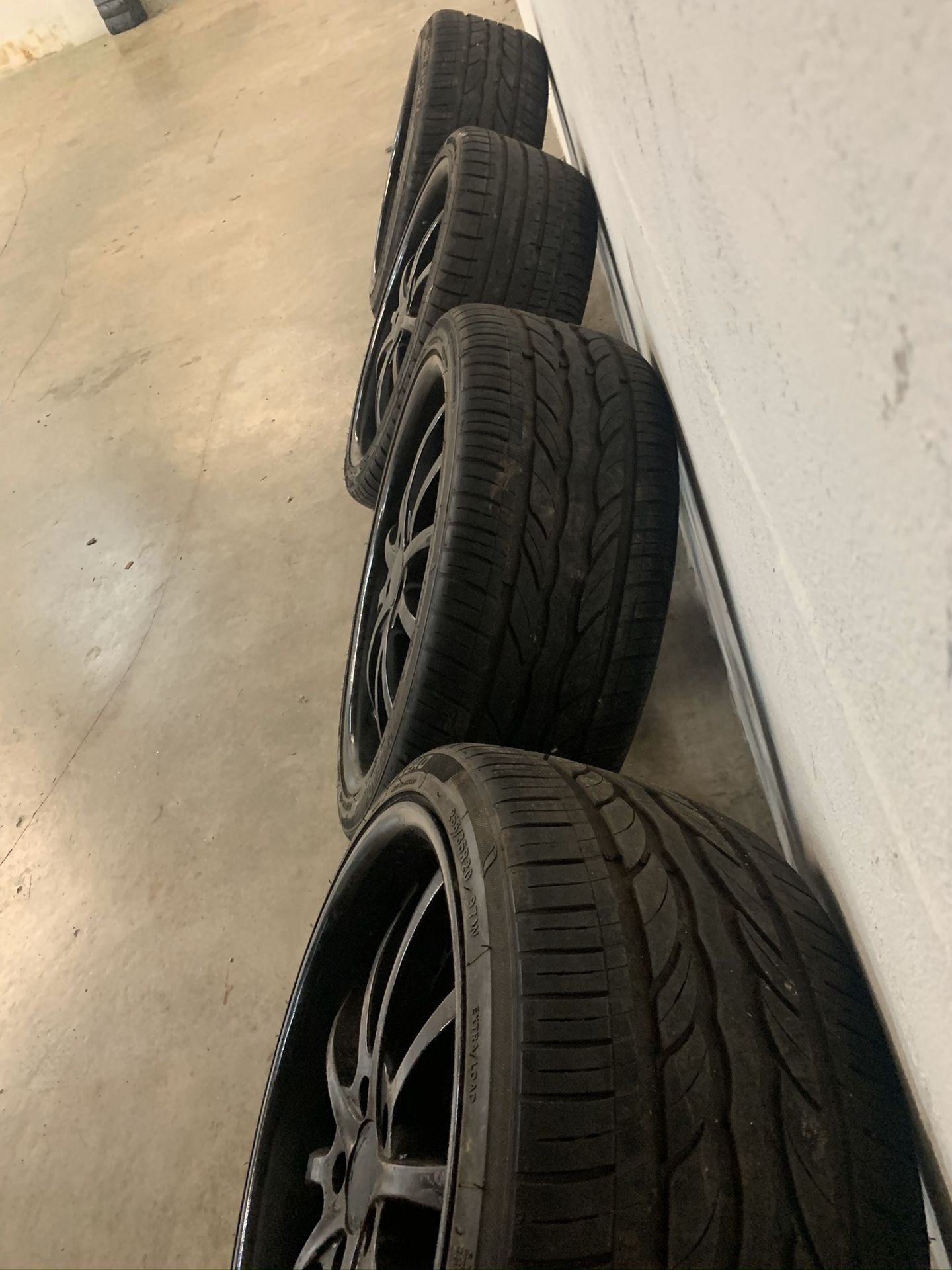 20 inch rims and tires for Sale in Hialeah, FL OfferUp