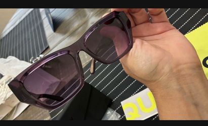 Women's QUAY No Apologies Angled Squared Frame Sunglasses