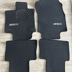 Original RAV4 Floor Mats