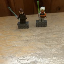 Lego Star Wars Anakin Skywalker and Ashoka Tano Mini figure Magnets