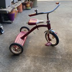 Antique/Retro Radio Flyer Tricycle